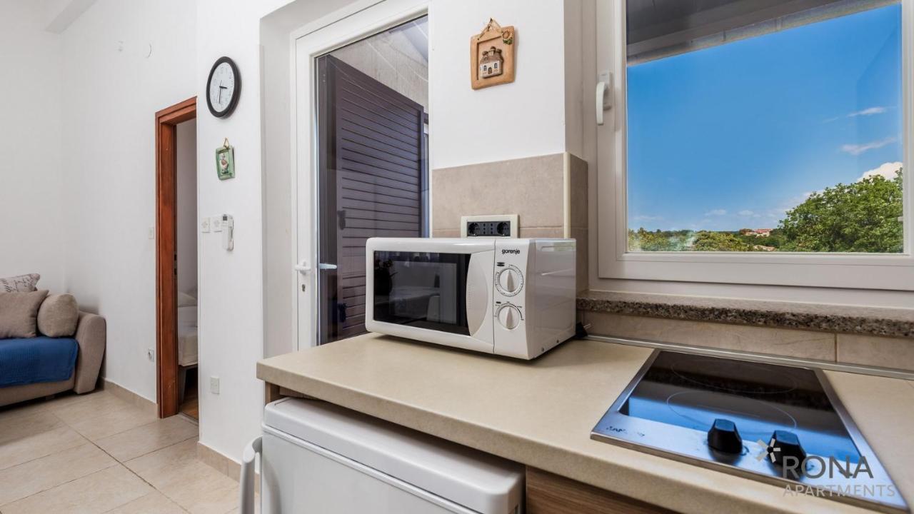Rona Apartment Zdravko Barbariga Ngoại thất bức ảnh