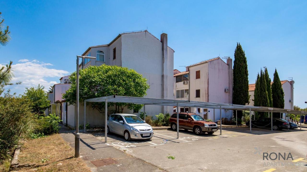 Rona Apartment Zdravko Barbariga Ngoại thất bức ảnh